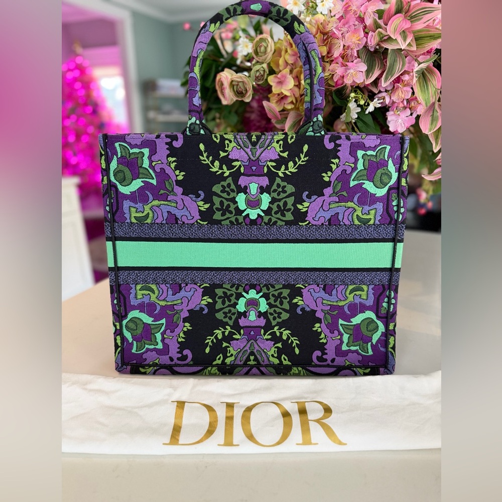 CHRISTIAN DIOR Canvas Embroidered Large Indian Purple Book Tote ~ EUC w/DB & COA - Picture 2 of 16